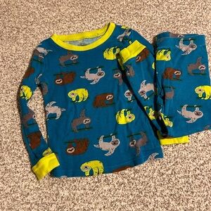 Member’s Mark Adorable Sloth Kids Pajama Set - Blue and Yellow